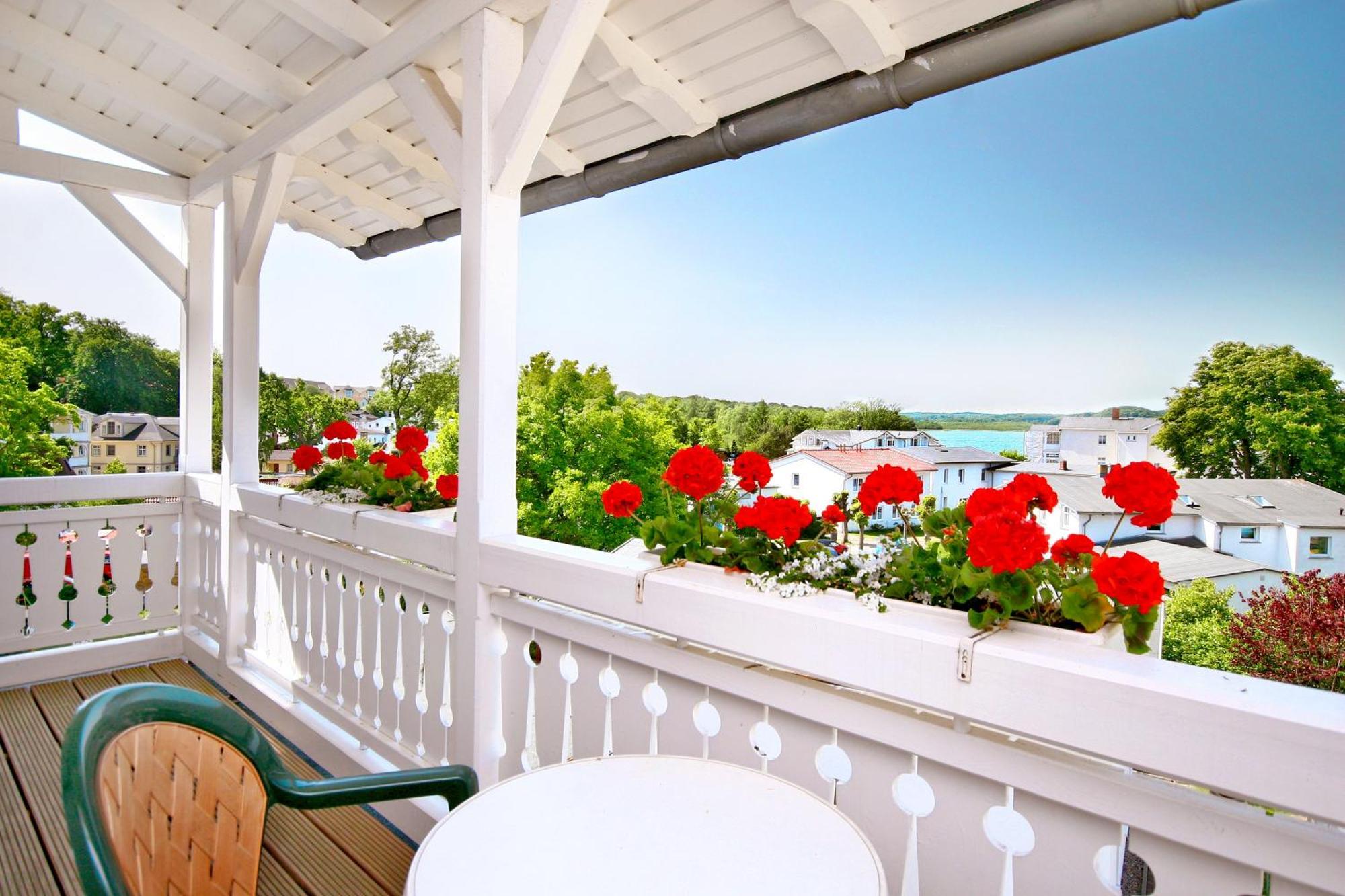 Hotel Garni Getreuer Eckart Binz Exterior photo
